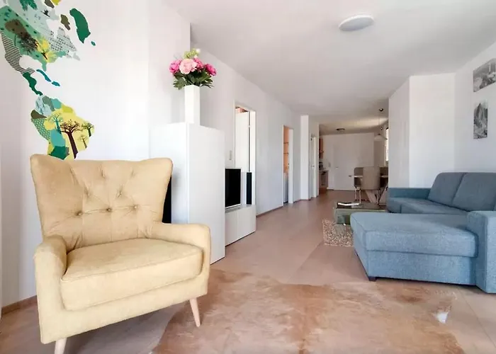 Cosy Apartment In Perfect Location